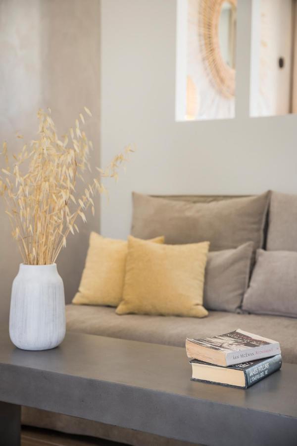 Diana Suites Trapezaki  Buitenkant foto